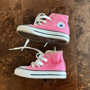 Pink converse high top chick taylors size 5